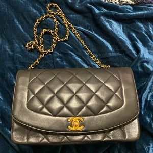 CHANEL Diana Flap Matelasse Chain Shoulder crossbody Bag leather Black GHW Used